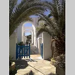 Nikos & Efi Fabrica Megali Ammos (Mykonos)