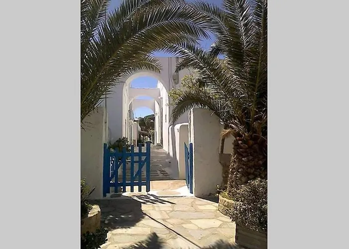 Nikos & Efi Fabrica Megali Ammos (Mykonos)