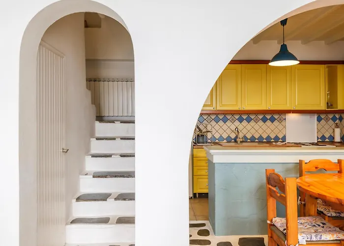 Nikos & Efi Fabrica Megali Ammos (Mykonos)